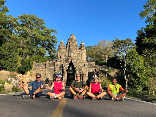 Phnom Penh Cycling To Siem Reap 6 Days